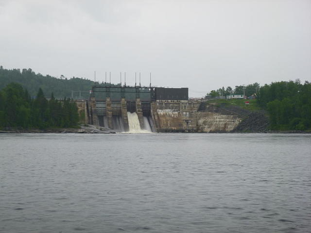 00 le barrage
