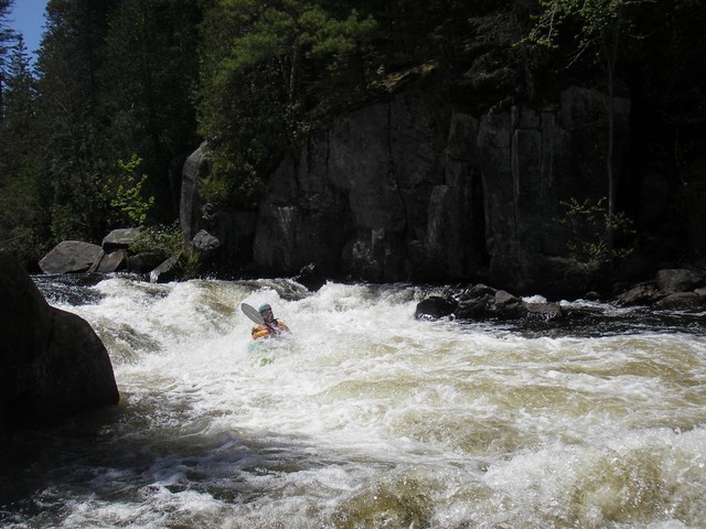 2006-05 Assomption 7 chutes 006.jpg