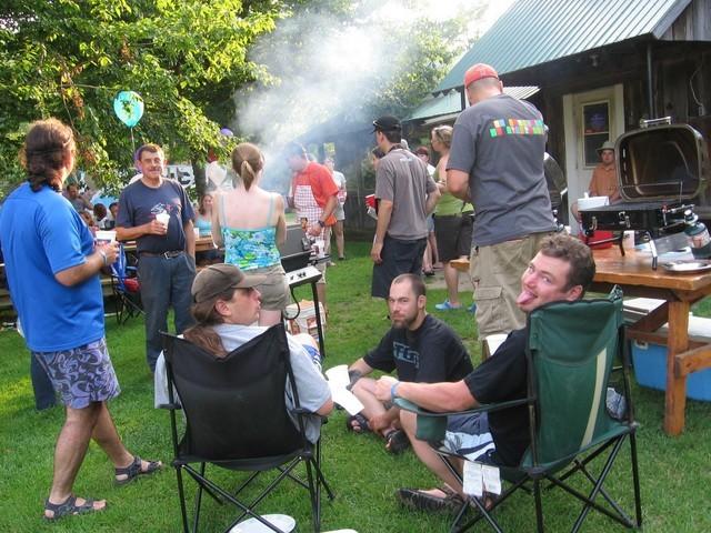 Vive la cuisine en plein air.JPG