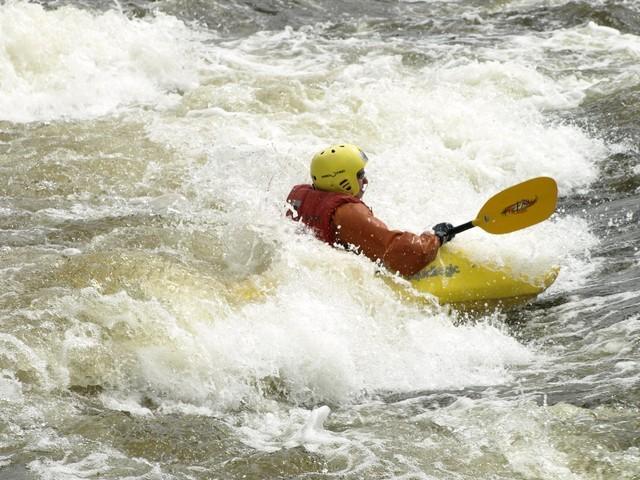 2009_06_14_CCKEVM_riviere_groupe2 318.JPG