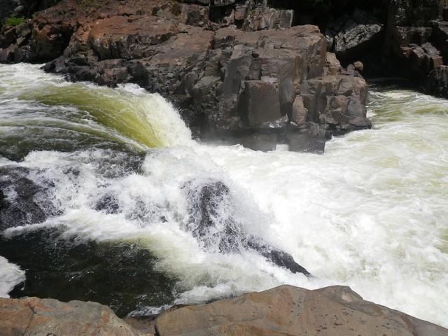 Chute 3.JPG