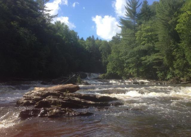 en bas des chutes ste-ursule 1